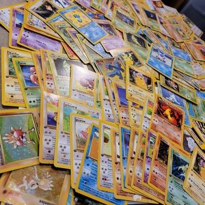25 Random Pokémon Cards Lot Guaranteed Holo & Rare